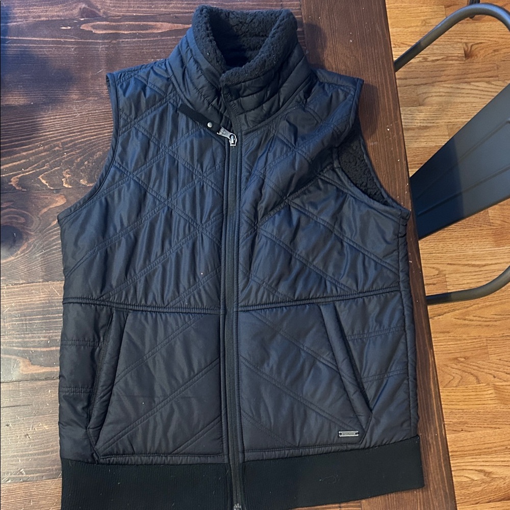 Prana Women’s Black Quilted Vest